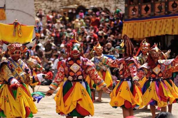 Paro tsechu festival Tour
